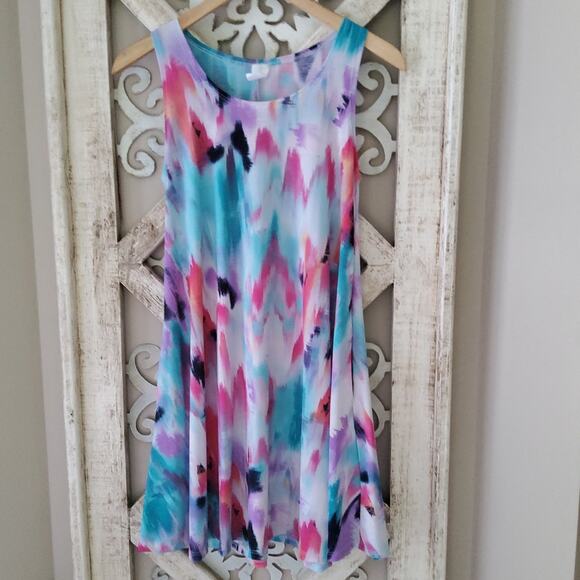 Women's Lightweight A-Line Mini Shift Flowy Swing Dress with Pockets in Tie Dye - Picture 5 of 12